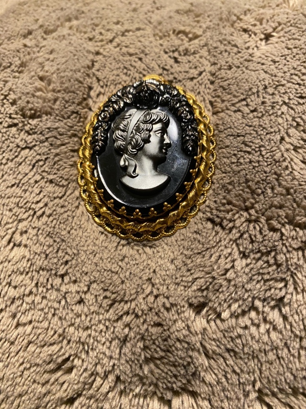 Gold Tone  Black Cameo Brooch - Classic Women's Accessory 2”L